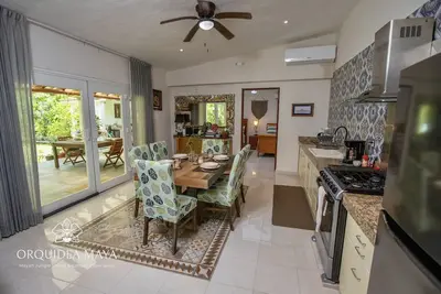 Image de Jungle House in Cenote & Mayan Ruins Area & Tree House- 2miles from the beach.