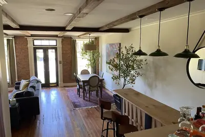 Image de Historic Country House, close to Gettysburg, Frederick, Ski Slopes and Shopping.