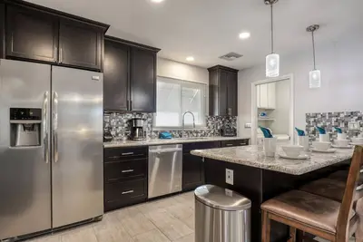 Image de **Newly Furnished**Modern Scottsdale Home-3bd2ba