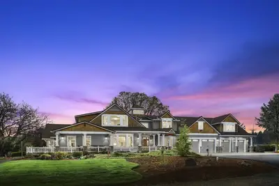 Image de Great Deals on Summer Stays!