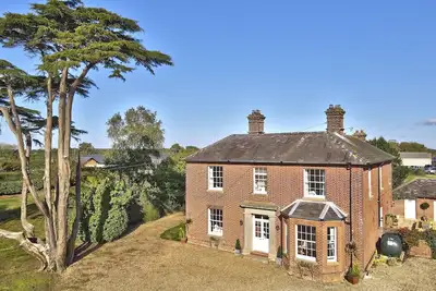 Image de Harkstead Hall By Group Retreats - sleeps 20 guests in 6 bedrooms