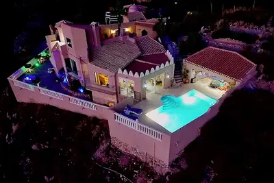 Image de Casa Alta Villa, 3 bed, private pool, mountain views, gardens, wifi.