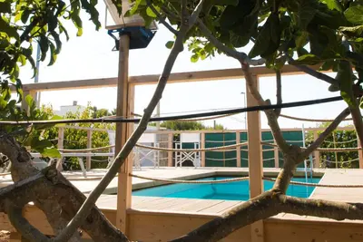 Image de Villa Eleonora Capilungo sea front with pool