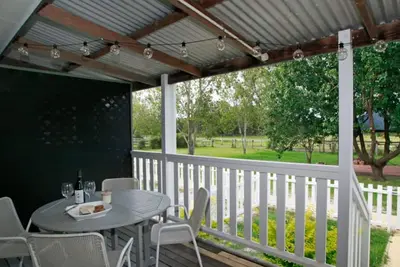Image de Sahara Trails 'Cabin 3' - WiFi, Air Conditioning, Horse Riding and much more! !