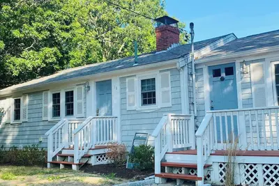 Image de Charming Waterfront Cape Cottage with Private Beach and Beautiful Water Views