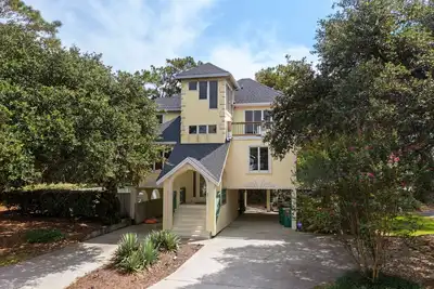 Ultra Classic: Private Pool | Hot Tub | Gym Access