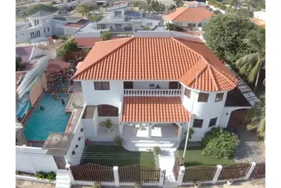 Image de Spanish Family house with pool located 10 minutes to the beach