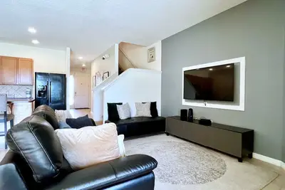 Image de Amazing 4br 3 Bath Resort Townhome with Splash Pool-4686td