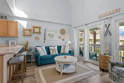 Image de Oceanfront complex! 2 bd, 2 bath - Indoor Year Round Pool, Gym & Tennis Courts!