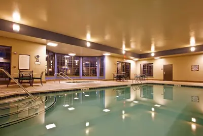 Image de 2 Bedroom Suite | Pool & Hot Tub Access
