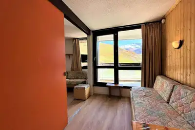 Image de Studio 4 Personen mit Bergblick