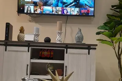 Image de Beach Vibes Near Baha Mar / Everything! ! !