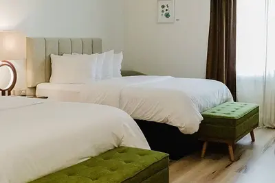 Image de Wild Iris Room at The Wildflower Inn