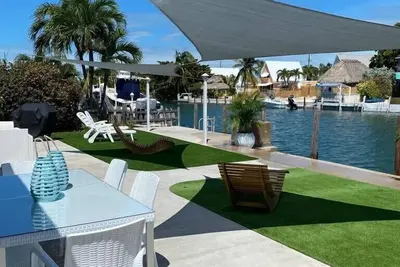 Image de Access to Cabana Club/Private beach