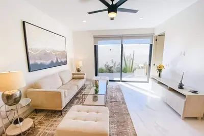 Image de Unbeatable location 2bd 2bth Walking distance to Medano. . .