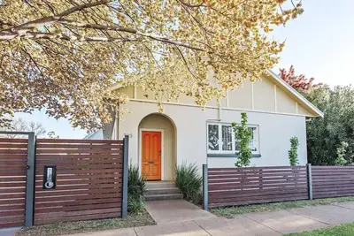 Image de A spacious entertainer in town