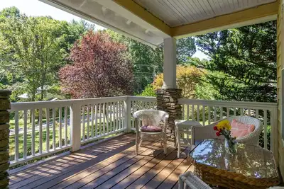 Image de Lake Tomahawk Getaway | Pets & 3 Min. to Town!