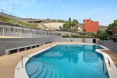 Image de Maison de vacances 'Apartamento Caletillas Alan' avec piscines partagées, terrasse et Wi-Fi.