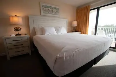 Image de New to Vrbo! Resort Condo with 4 Pools & Only 5 min from Beach!