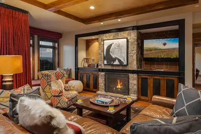 Image de Luxury + Community Outdoor Pool + Slopeside - One Steamboat Place: Bison Peak #5