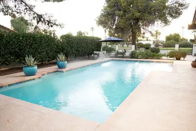 Gorgeous Villa on Wigwam's Golf Course- Close to Nascar and Cardinal Stadium!