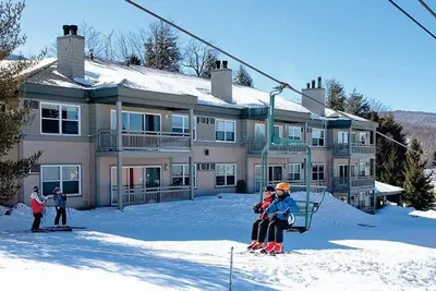 Wyndham Smugglers' Notch ^^ 2b Ski Resort