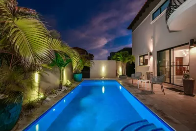 Casa Alegra - 3br Villa with Private Pool at Gold Coast