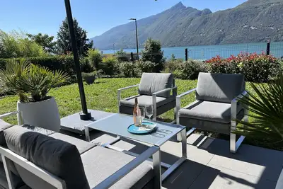 Image de Superbe appartement avec large vue lac et proximité plage