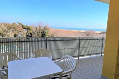 Image de Appartement de vacances Avec vue sur la mer et climatisation