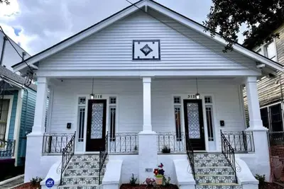 Image de Experience Historic Mid-City 2 Bedroom Charm near Canal St