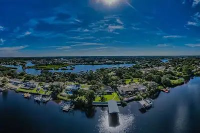 Image de Boat house on the gulf - 4 bedrooms / 3 bathrooms
