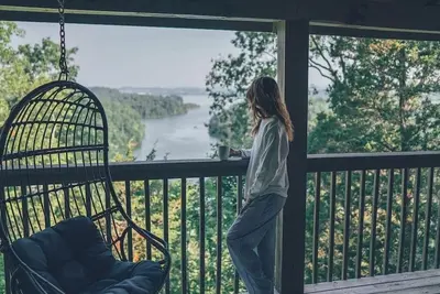 Image de Private, Modern Lakeview Cabin with Hot Tub & Wrap-Around Deck