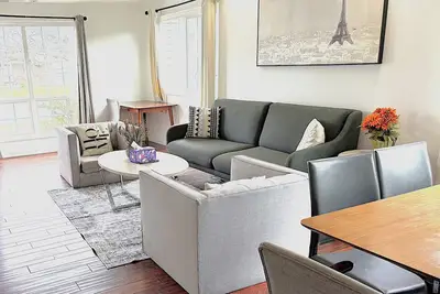 Image de Comfortable 3Br home in Fremont with Ac/Free Parking