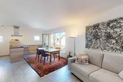 Image de 3½ room apartment, on the second floor, with lift.