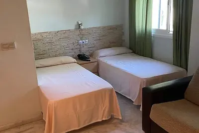 Image de Estudio con BalcĂłn a dos Minutos de la Playa de Regla