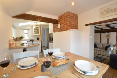 Image de The Moorings, Orford, pet friendly, with open fire in Orford