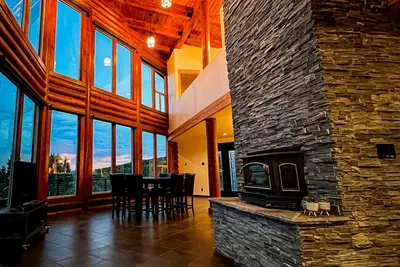 Image de Stunning dog-friendly home on 40 acres with fireplace - near Zion National Park