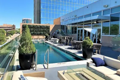 Image de Aesthetic Views Within The Property! 4 Relaxing Units, Onsite Pool, Pets Allowed