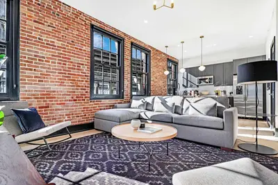 Image de Roami at The Lola | Group Friendly | 4 Bedroom Apt