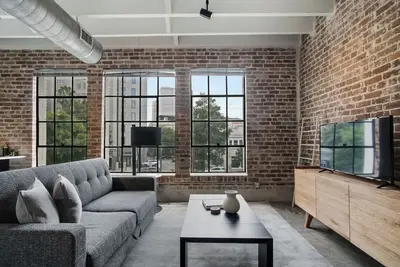 Image de Roami at Motorworks | Group Friendly | 5 Bed Combo