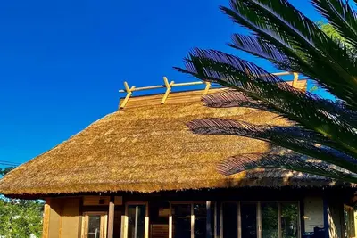 Image de Chigi Terrace A traditional thatched roof house / Koyu-gun Miyazaki