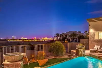 Image de Strip View Oasis 8 min Strip/Allegiant * Pool/Spa