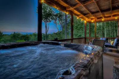 Image de Antlers Ridge - Panoramic Views | Hot Tub | Close to Town