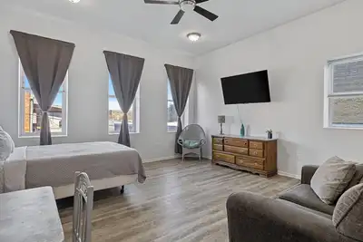 Image de Urban Suites at Gather - 2nd Floor Studio