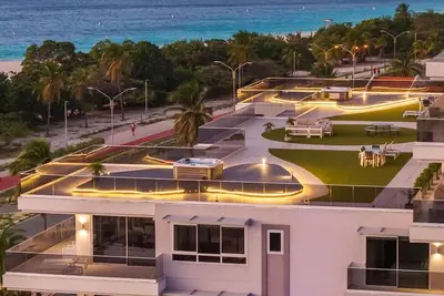 Image de Stunning Oceanfront Condo at O Condo 2 By Bocobay