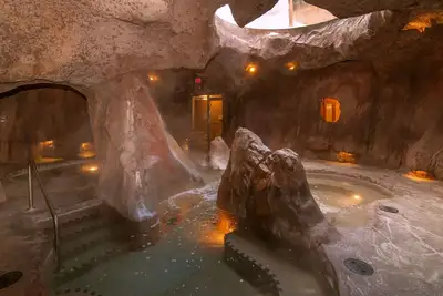 Image de Rustic & Cozy Getaway |Amazing Cave-inspired +Pool