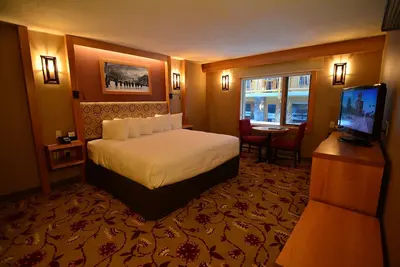 Image de Superior King Room in Downtown Banff
