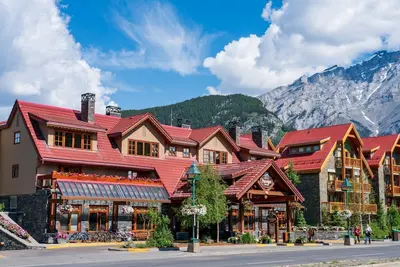 Image de Cozy King Room in Downtown Banff