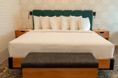 Image de Superior King Room in Banff! Free Parking