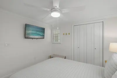 Image de Island House Beach Resort V17